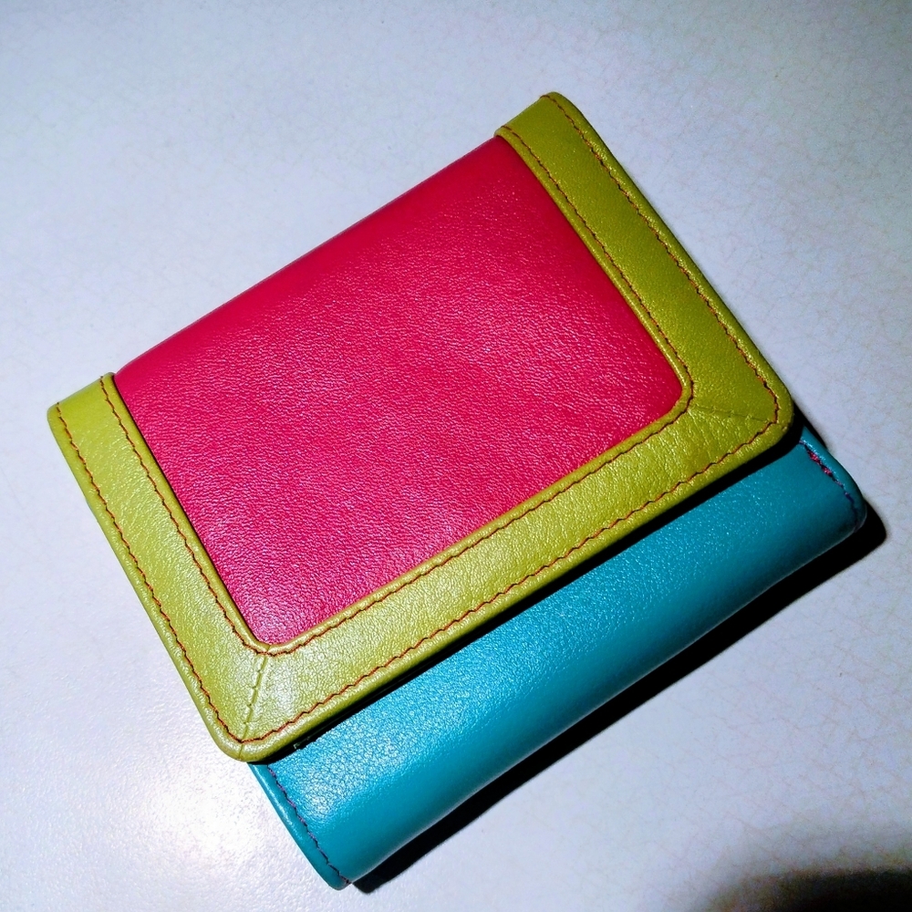 👝 Ili New York Wallet - Picture 2 of 9